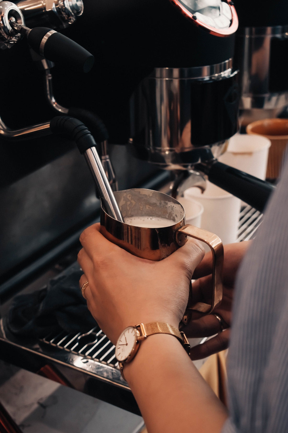 Best Mini Milk Frother In 2026 - Subminimal