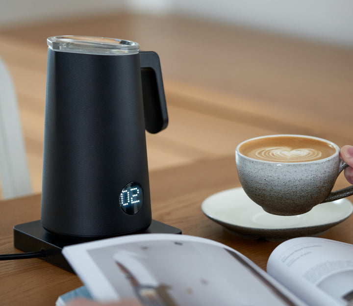  Subminimal NanoFoamer, Handheld Milk Foamer, Velvety  Microfoamed Milk for Barista-Style Coffee, Battery Powered Milk Frother -  Featuring NEW Super-Soft Button: Home & Kitchen